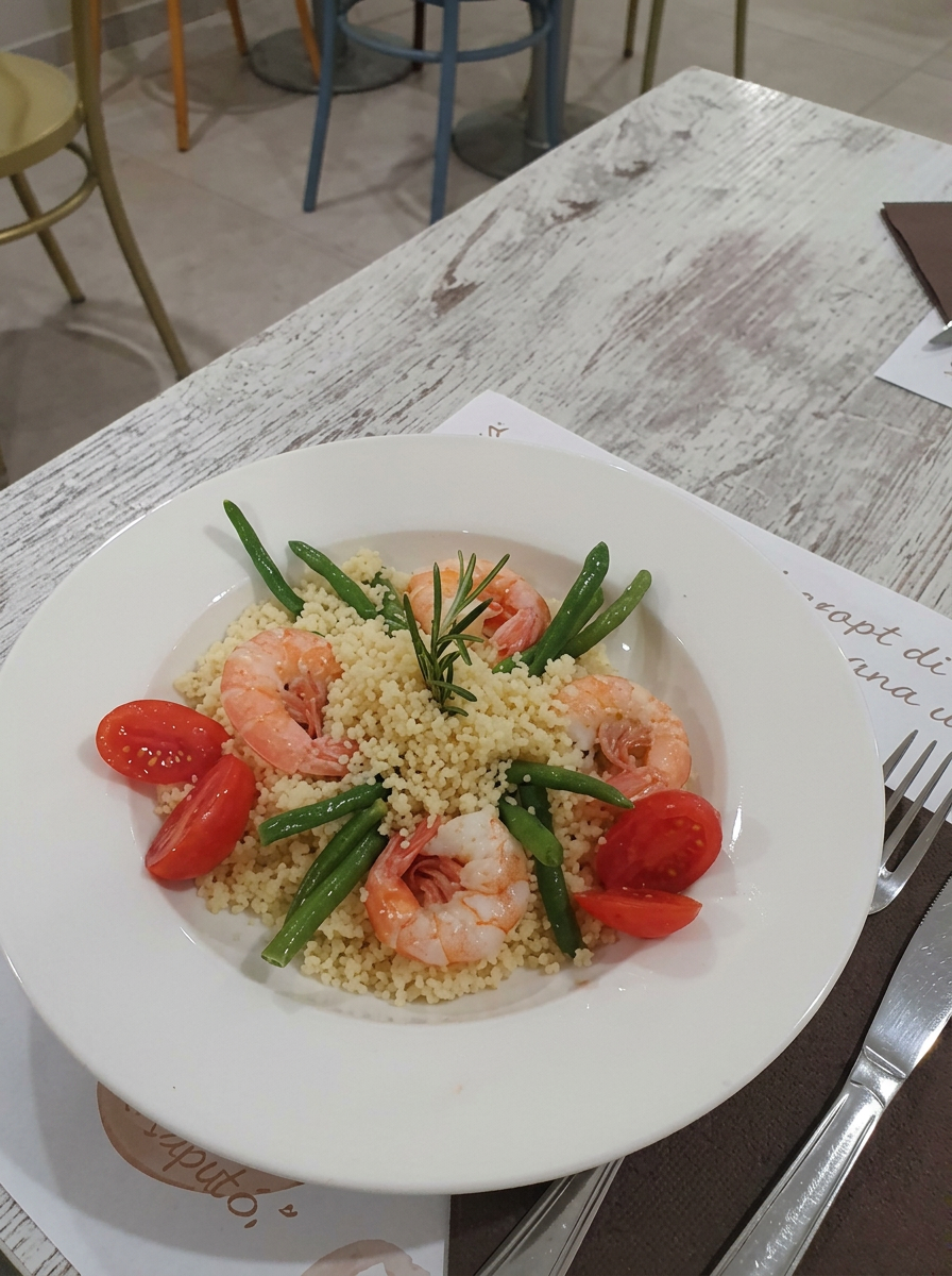 Couscous con gamberi e verdure